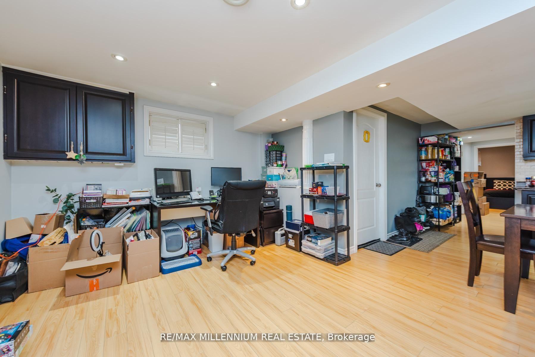 Photo 32 of 13 Cumberland Drive, Brampton, Brampton North — HOMEH