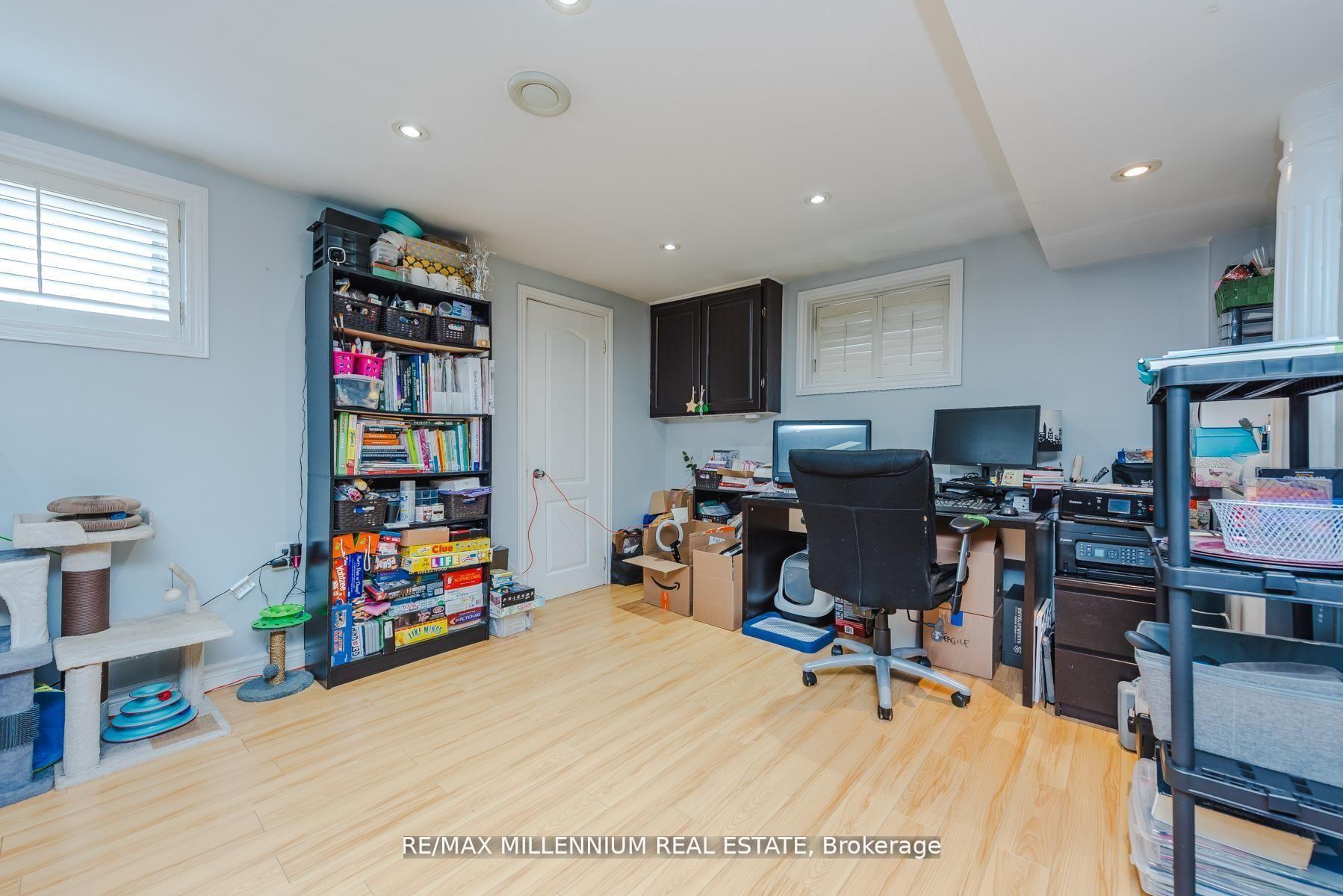 Photo 33 of 13 Cumberland Drive, Brampton, Brampton North — HOMEH