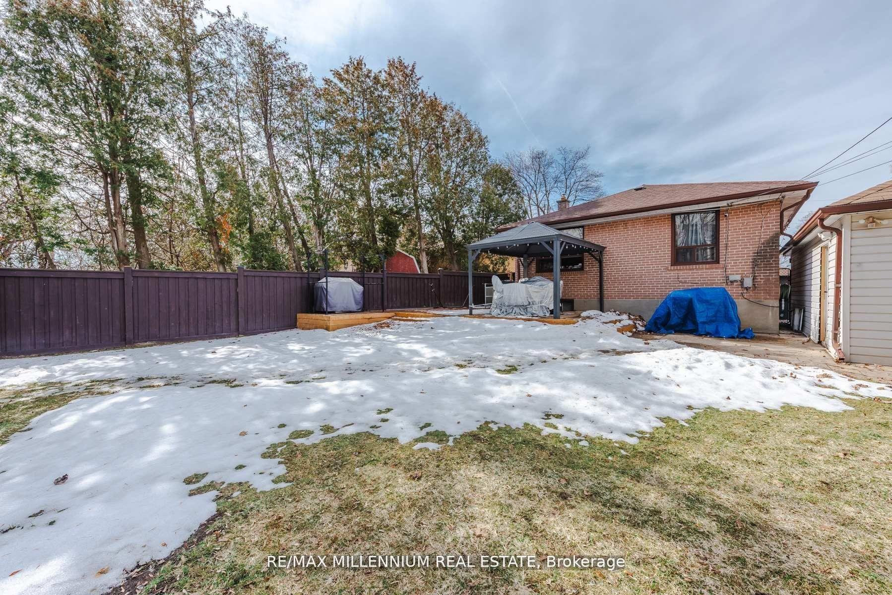 Photo 45 of 13 Cumberland Drive, Brampton, Brampton North — HOMEH