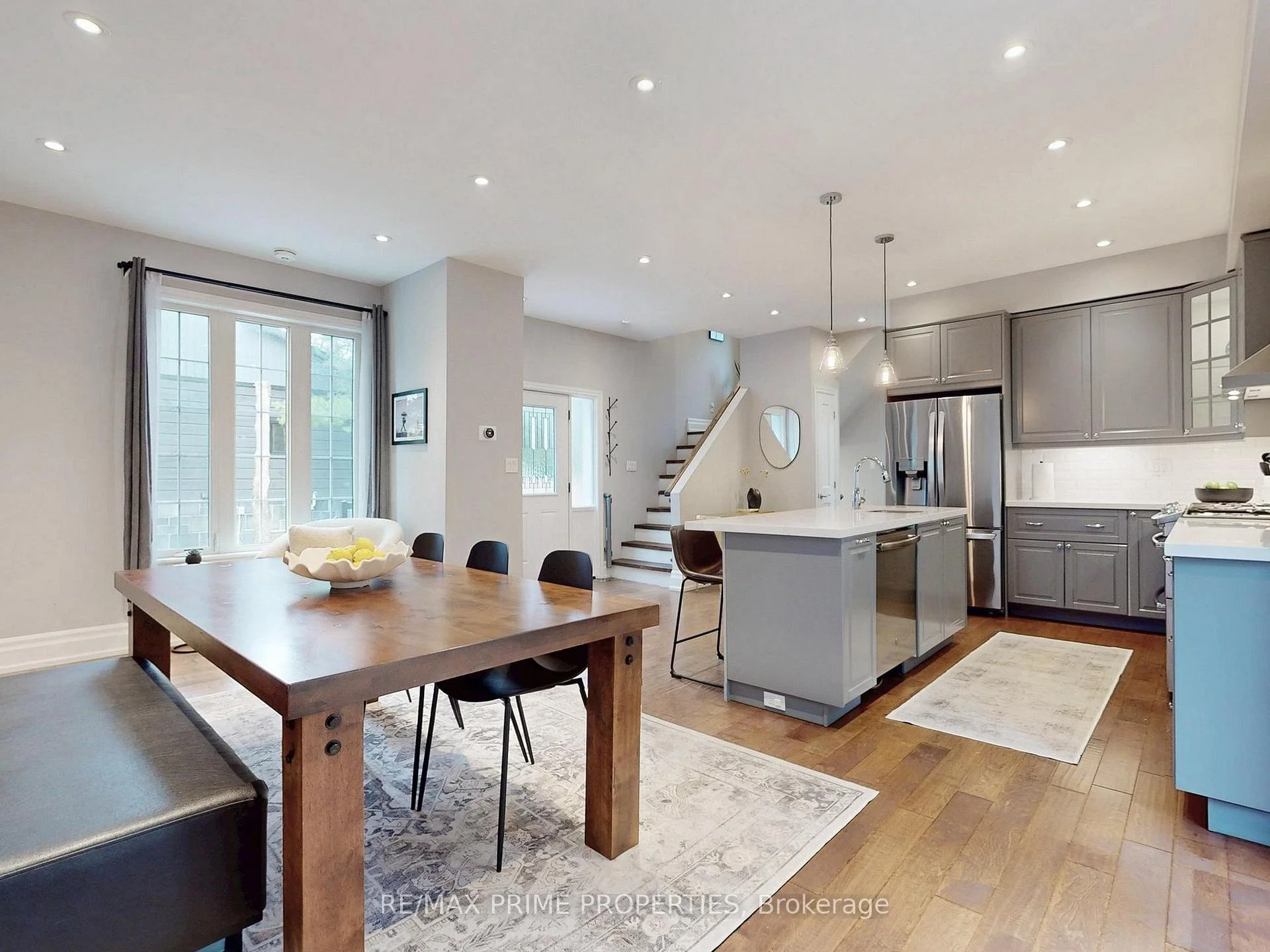 Photo 15 of 54 Valley Road, Whitchurch-Stouffville, Rural Whitchurch-Stouffville — HOMEH