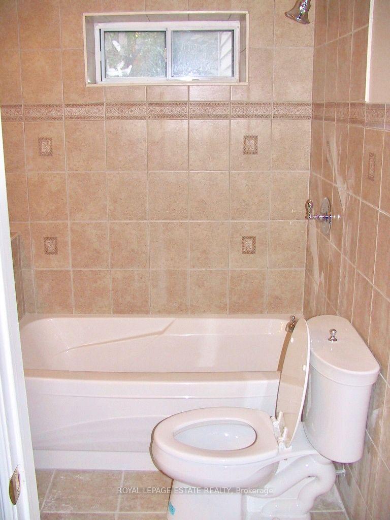 Photo 12 of Unit B, 314 Avenue Road, Toronto, Casa Loma — HOMEH