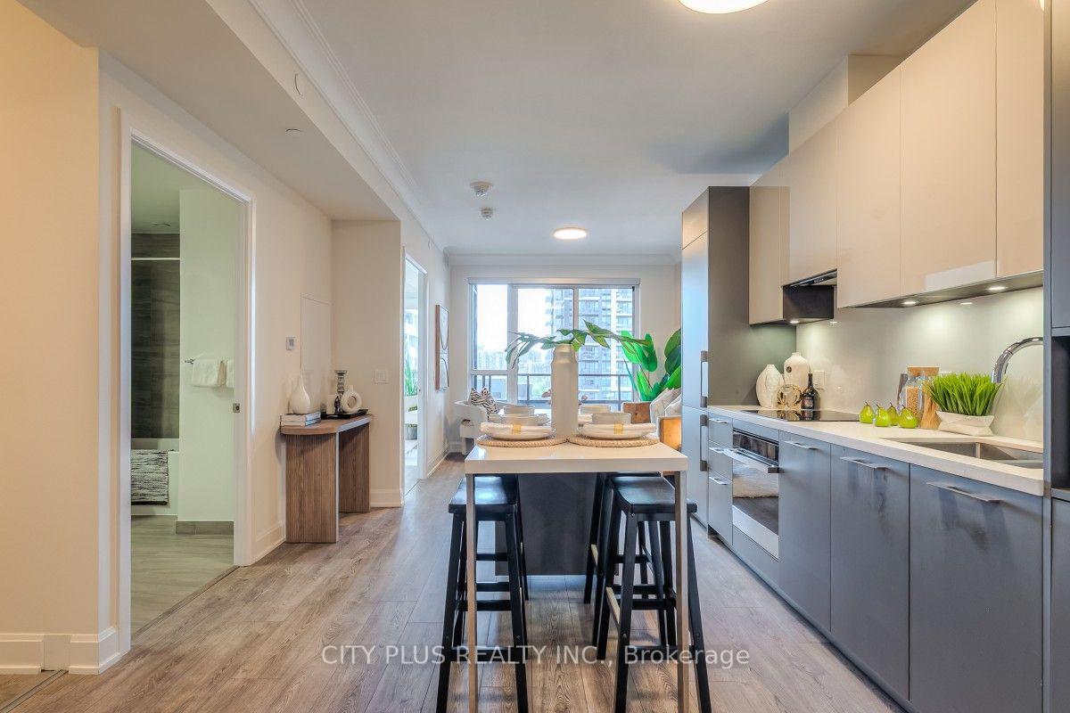 Photo 2 of Unit 728, 38 Water Walk Drive, Markham, Unionville — HOMEH