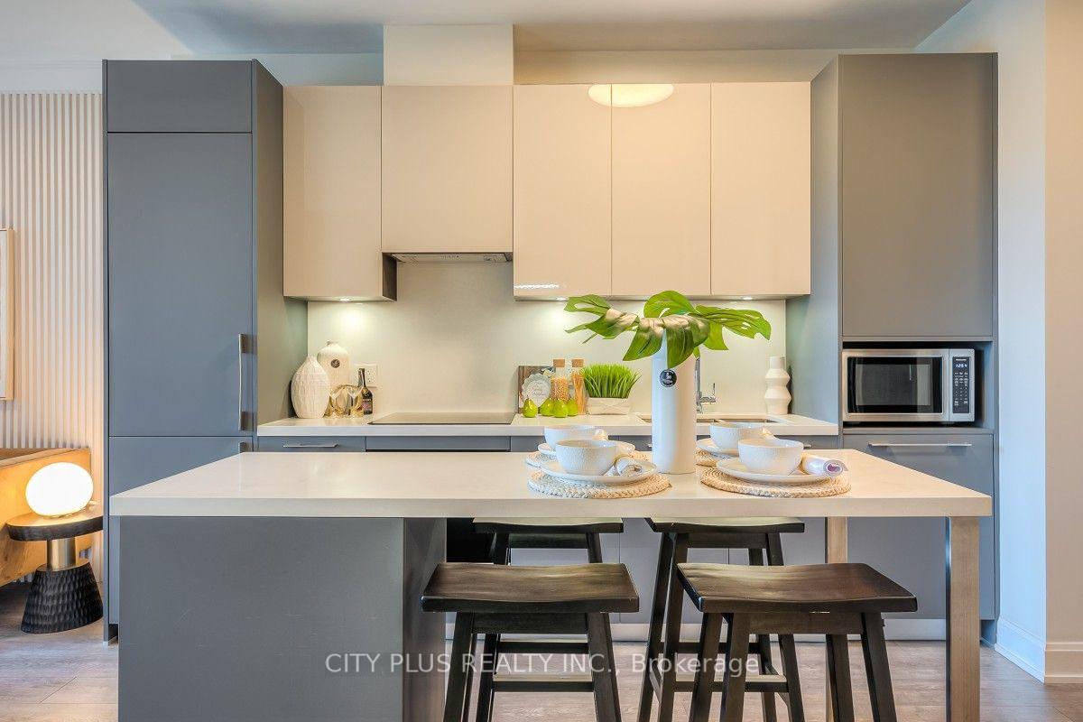Photo 7 of Unit 728, 38 Water Walk Drive, Markham, Unionville — HOMEH