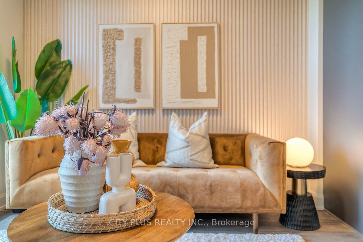 Photo 13 of Unit 728, 38 Water Walk Drive, Markham, Unionville — HOMEH