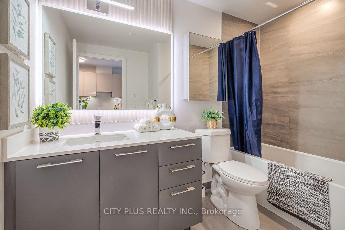 Photo 23 of Unit 728, 38 Water Walk Drive, Markham, Unionville — HOMEH