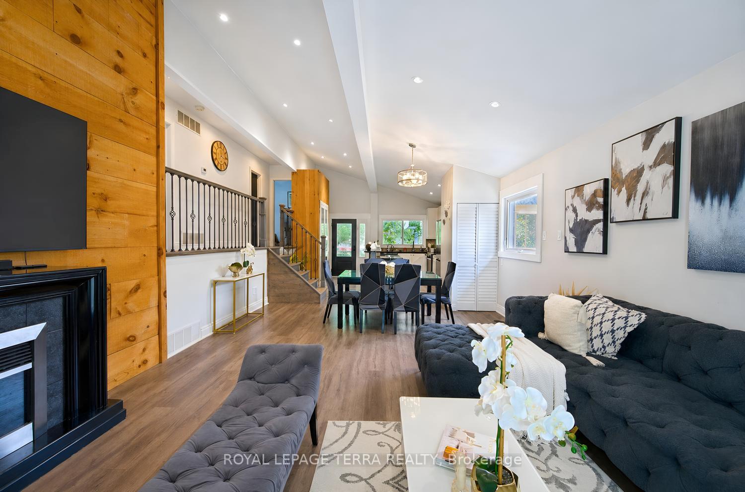 Photo 13 of 1571 Lewisham Drive, Mississauga, Clarkson — HOMEH