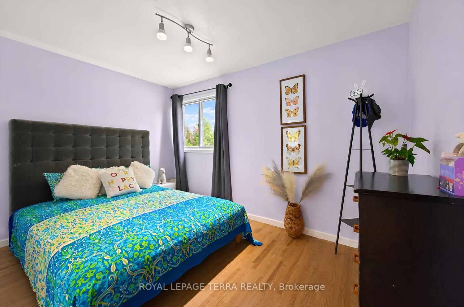 Photo 23 of 1571 Lewisham Drive, Mississauga, Clarkson — HOMEH