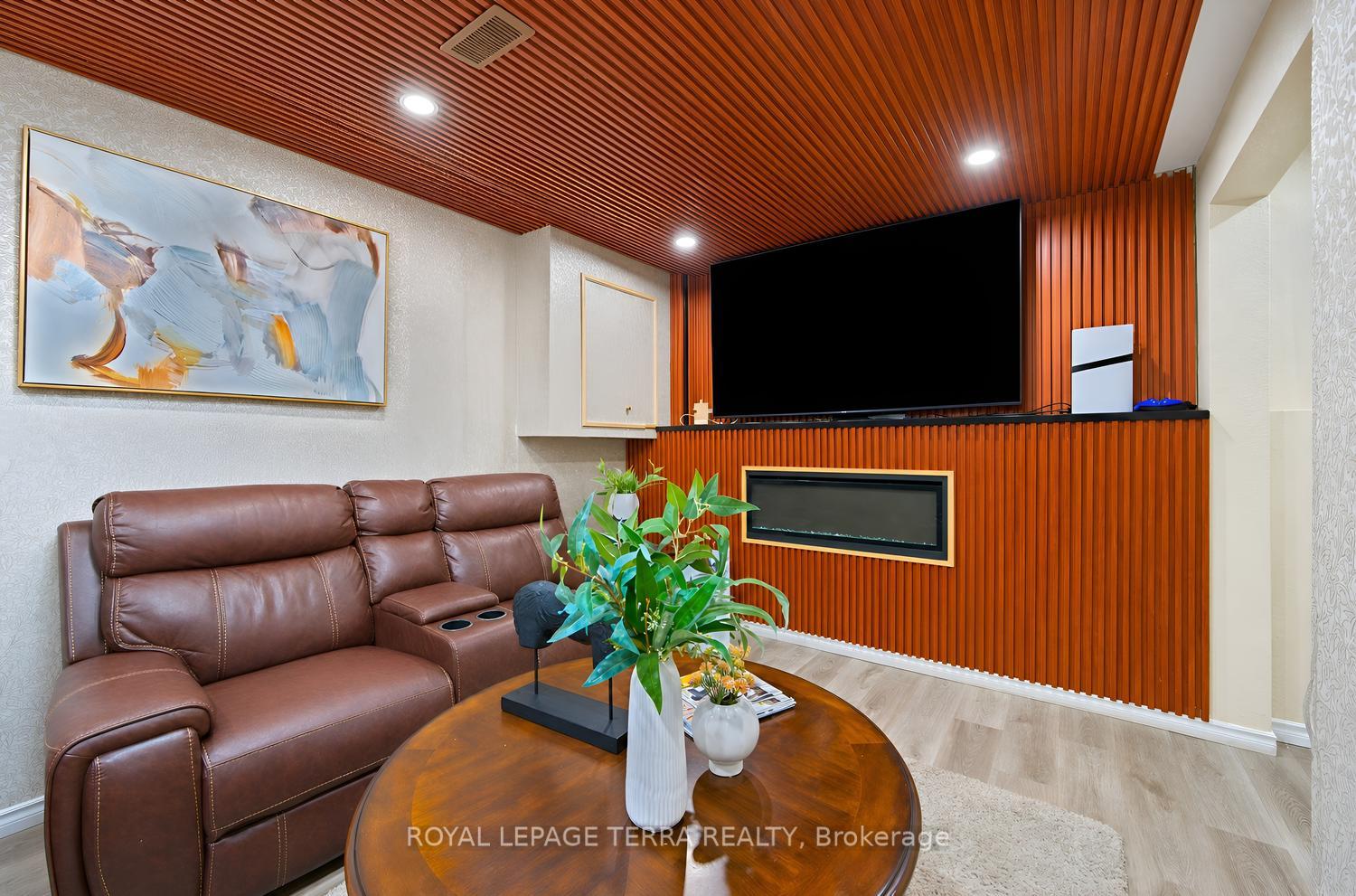 Photo 38 of 1571 Lewisham Drive, Mississauga, Clarkson — HOMEH