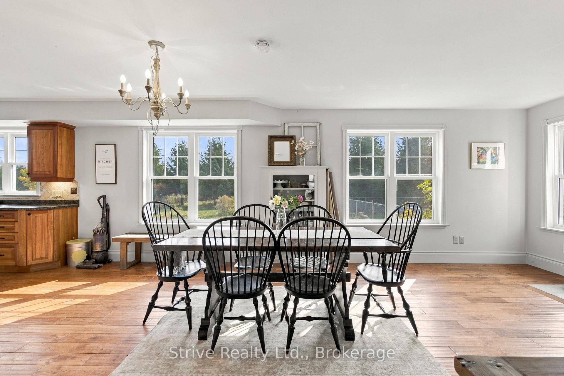 Photo 10 of 239 Fallis Line, Cavan Monaghan, Cavan Twp — HOMEH