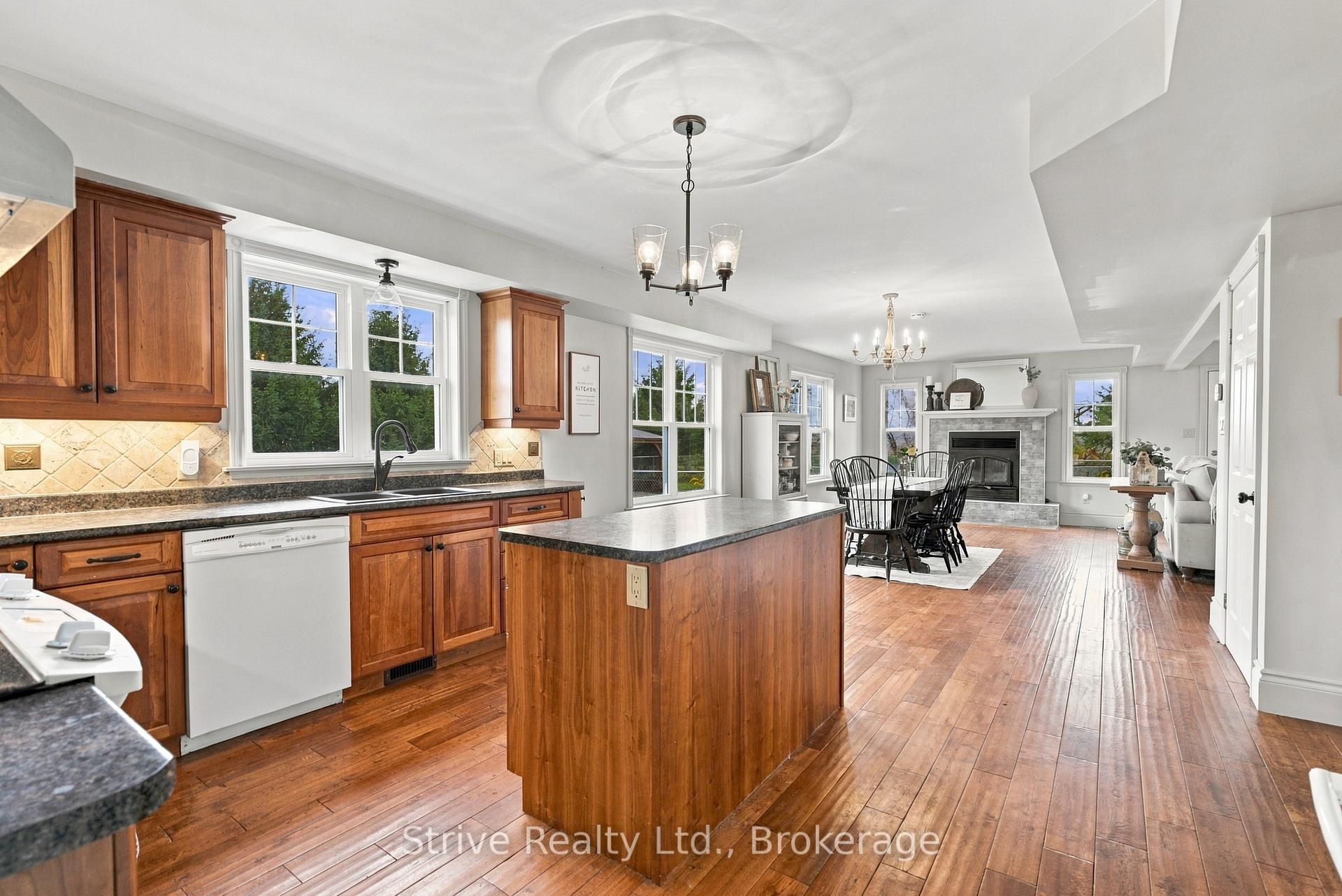 Photo 16 of 239 Fallis Line, Cavan Monaghan, Cavan Twp — HOMEH