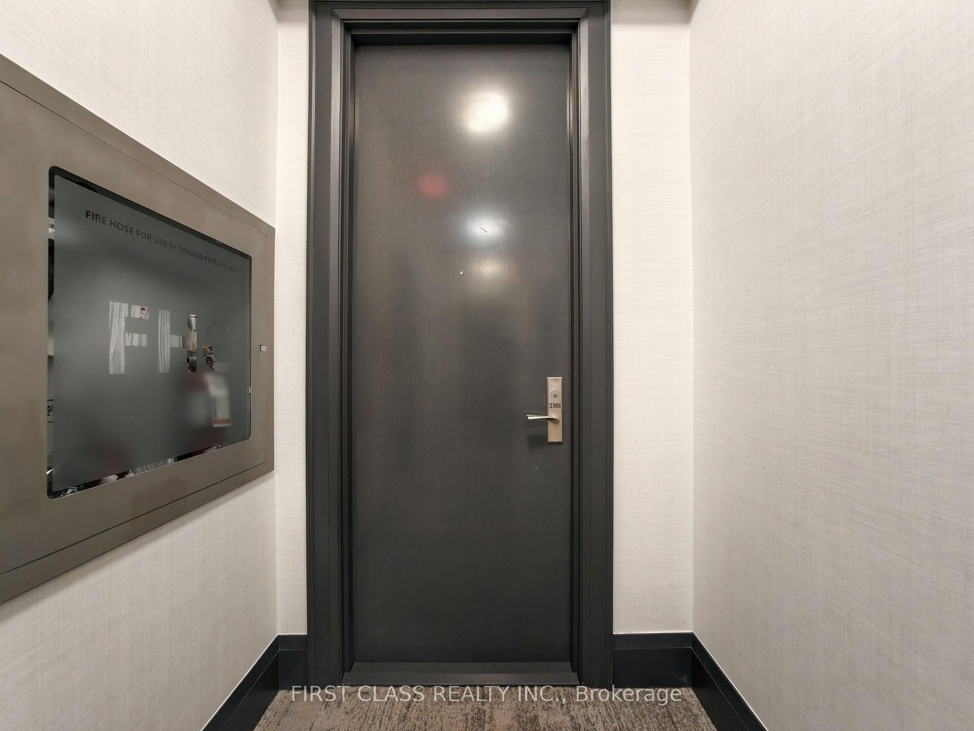 Photo 4 of Unit 2501, 21 Balmuto Street, Toronto, Bay Street Corridor — HOMEH