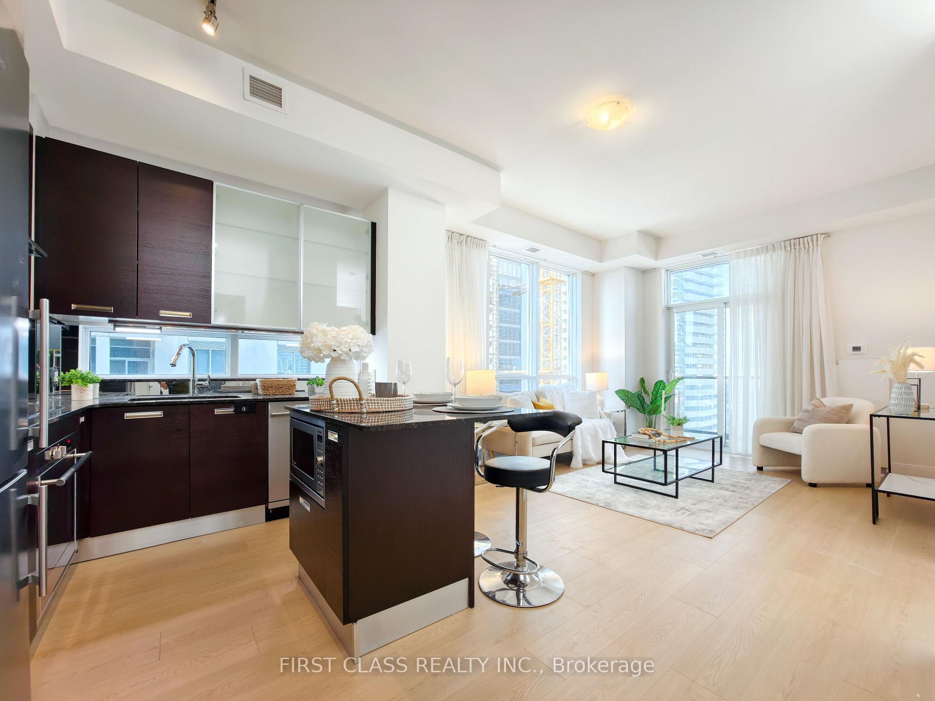 Photo 5 of Unit 2501, 21 Balmuto Street, Toronto, Bay Street Corridor — HOMEH