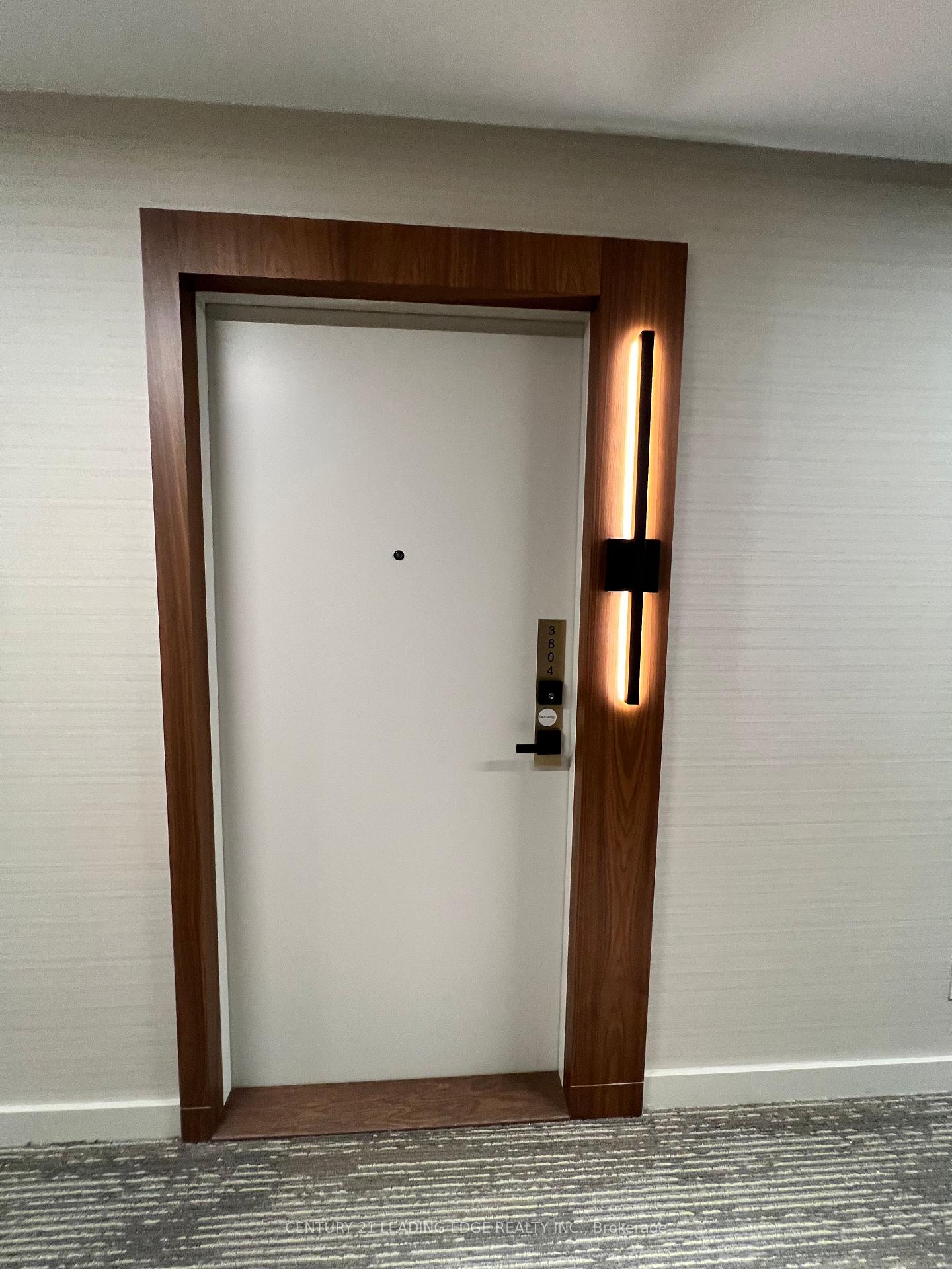 Photo 4 of Unit 3804, 327 King Street W, Toronto, Waterfront Communities — HOMEH