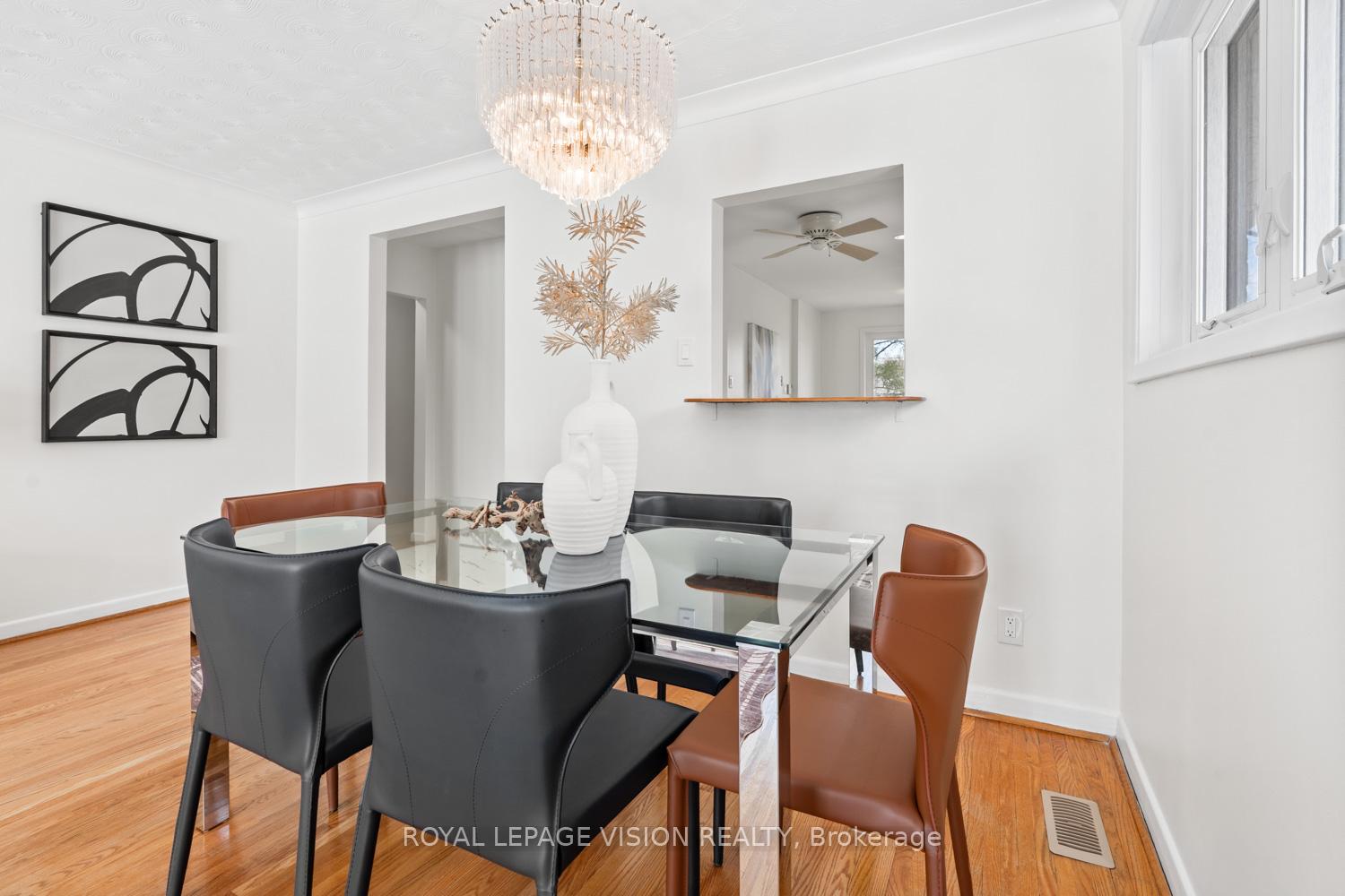Photo 10 of 6 Macduff Crescent, Scarborough, Cliffcrest — HOMEH