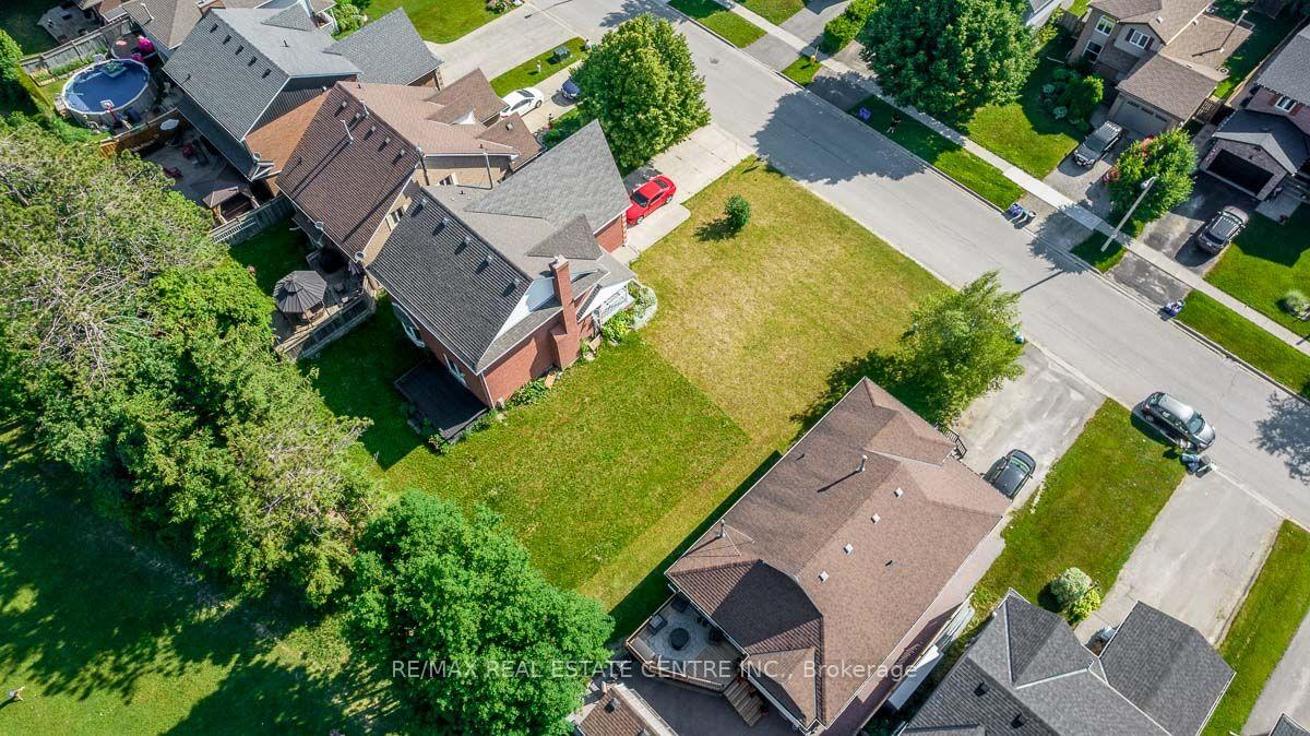 Photo 7 of 544 Park Avenue, Shelburne — HOMEH