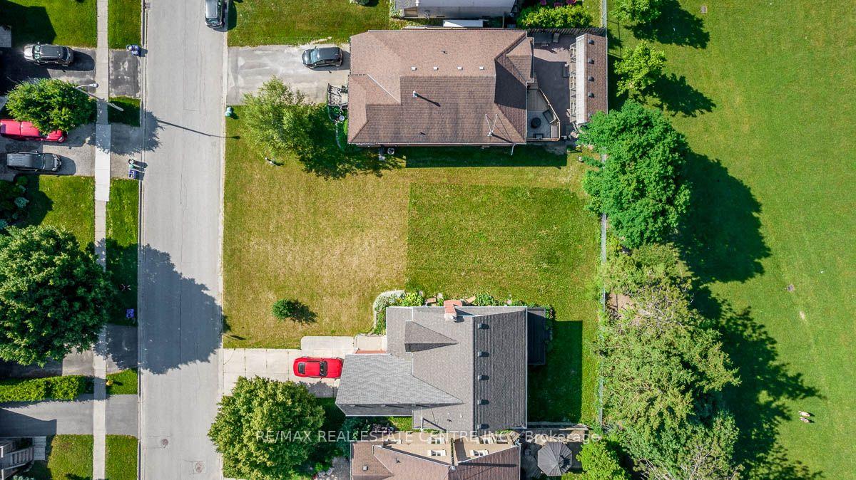 Photo 10 of 544 Park Avenue, Shelburne — HOMEH