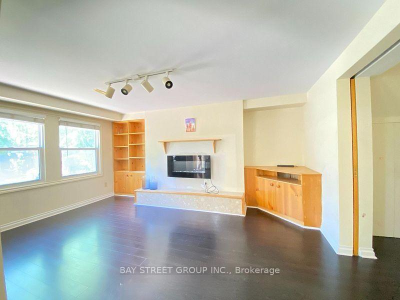 Photo 8 of Unit Basement, 19 Redwood Lane, Markham, Unionville — HOMEH