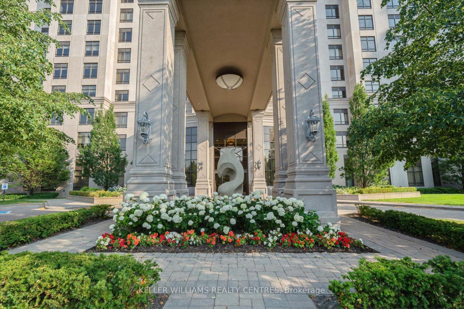 Photo 9 of Unit 902, 9245 Jane Street, Vaughan, Maple — HOMEH