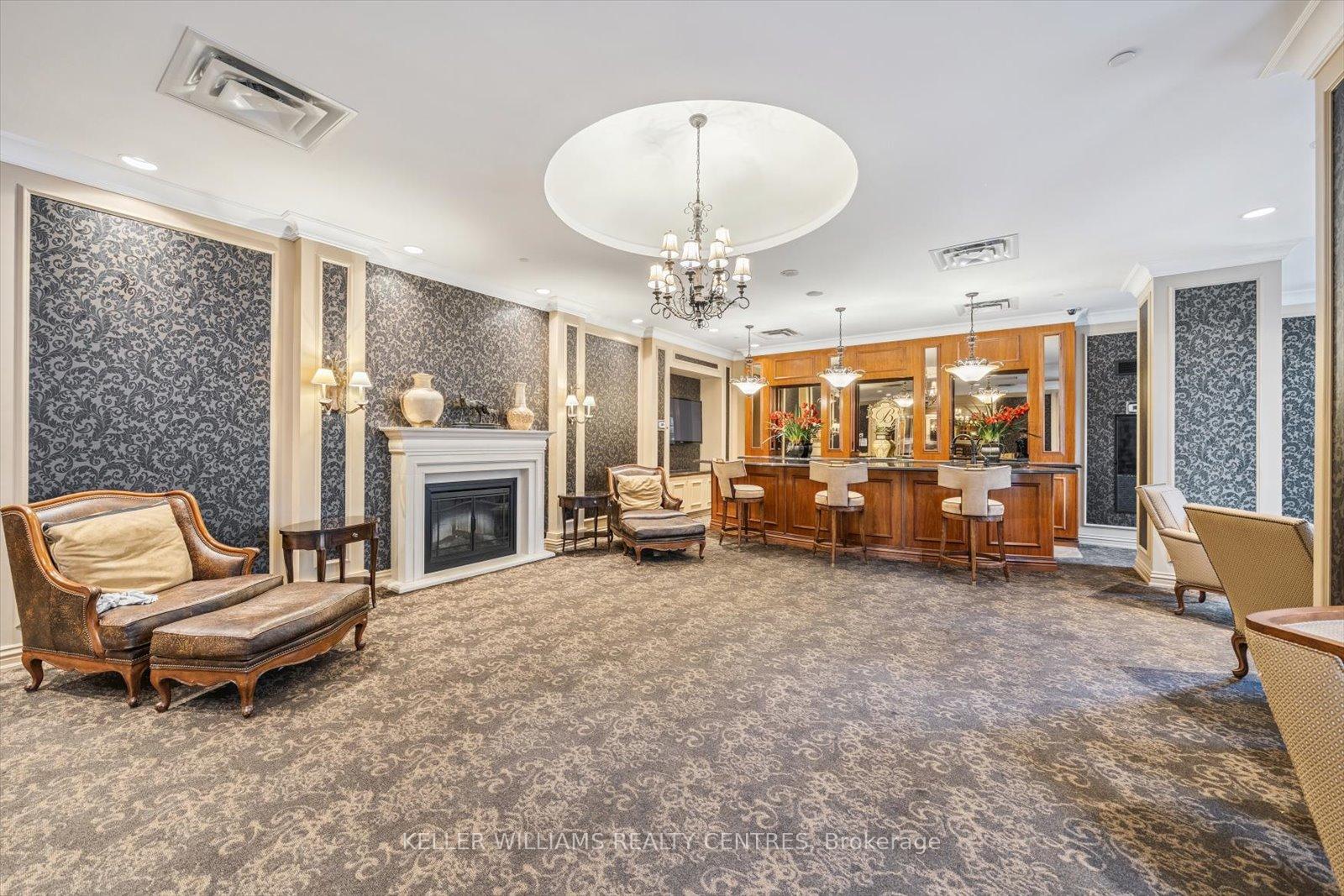Photo 18 of Unit 902, 9245 Jane Street, Vaughan, Maple — HOMEH
