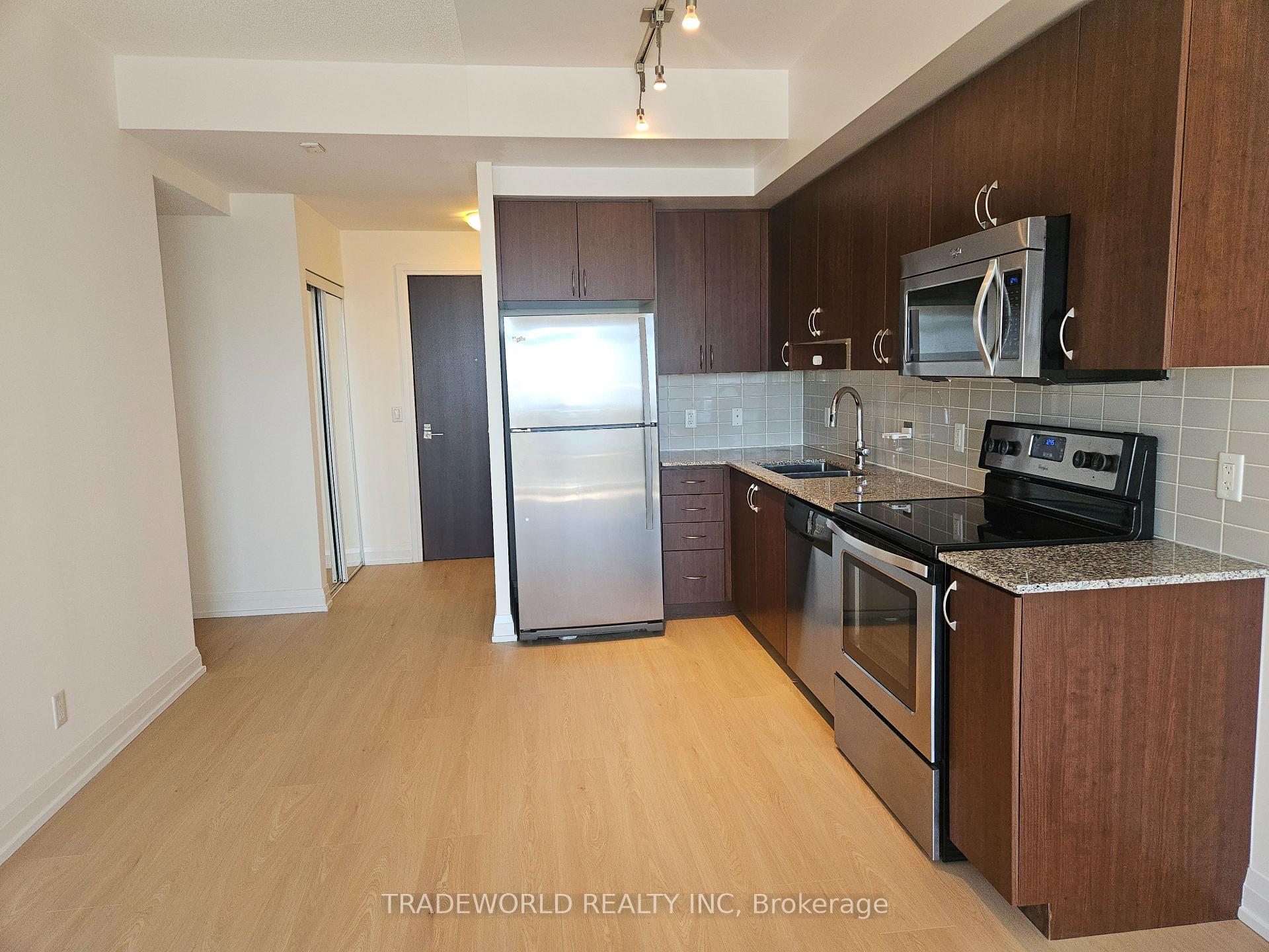 Photo 5 of Unit 1009, 370 Highway 7 E, Richmond Hill, Doncrest — HOMEH