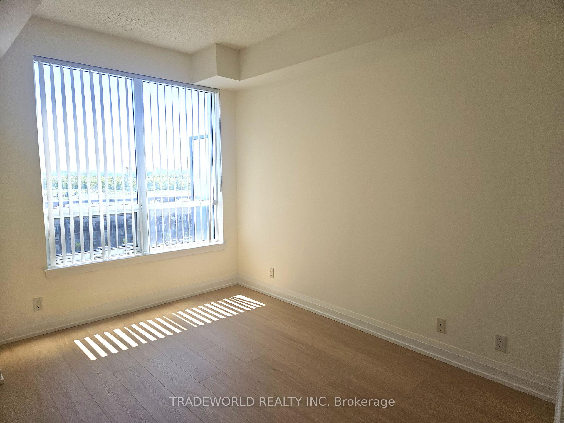 Photo 8 of Unit 1009, 370 Highway 7 E, Richmond Hill, Doncrest — HOMEH
