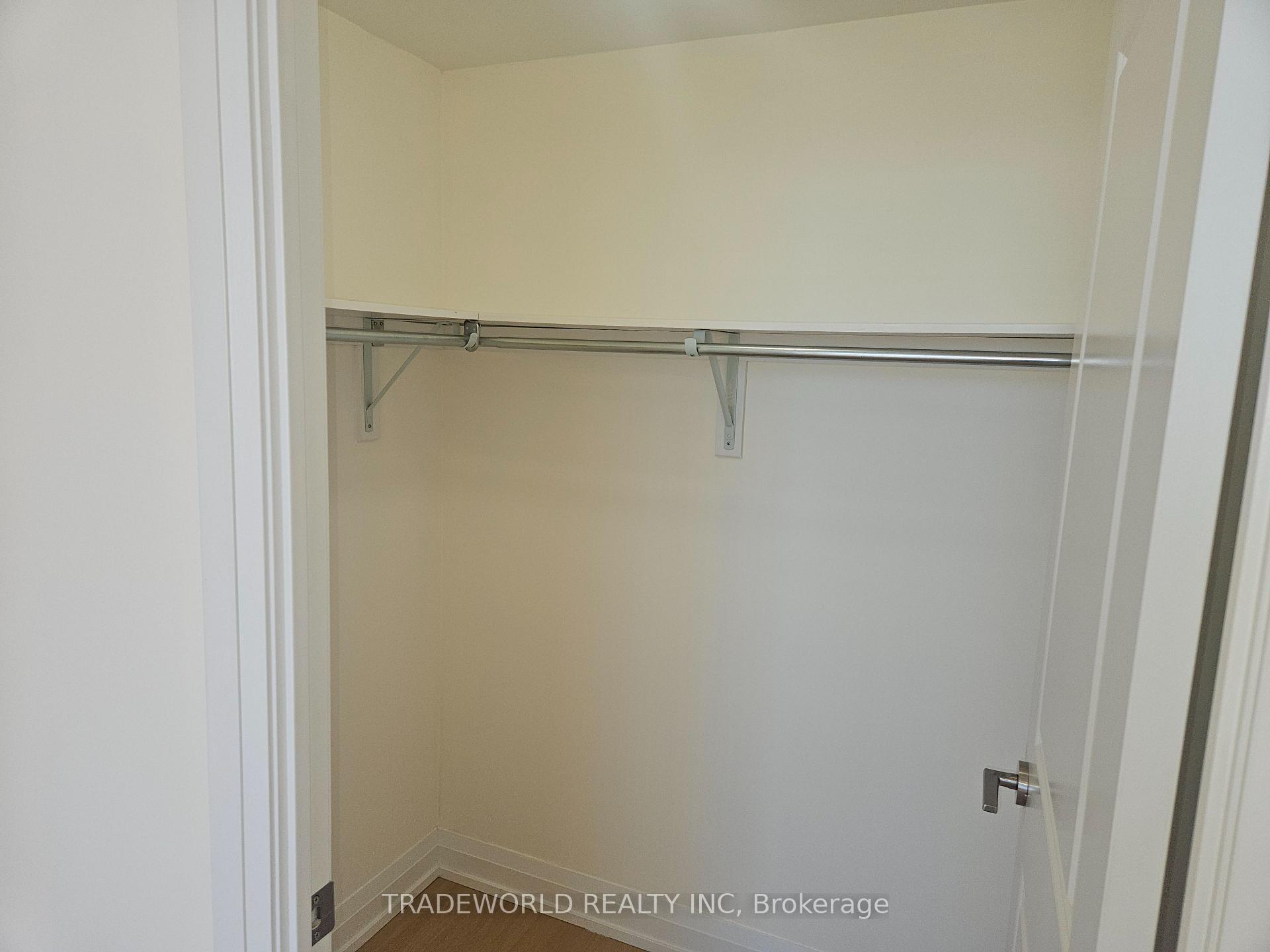 Photo 9 of Unit 1009, 370 Highway 7 E, Richmond Hill, Doncrest — HOMEH
