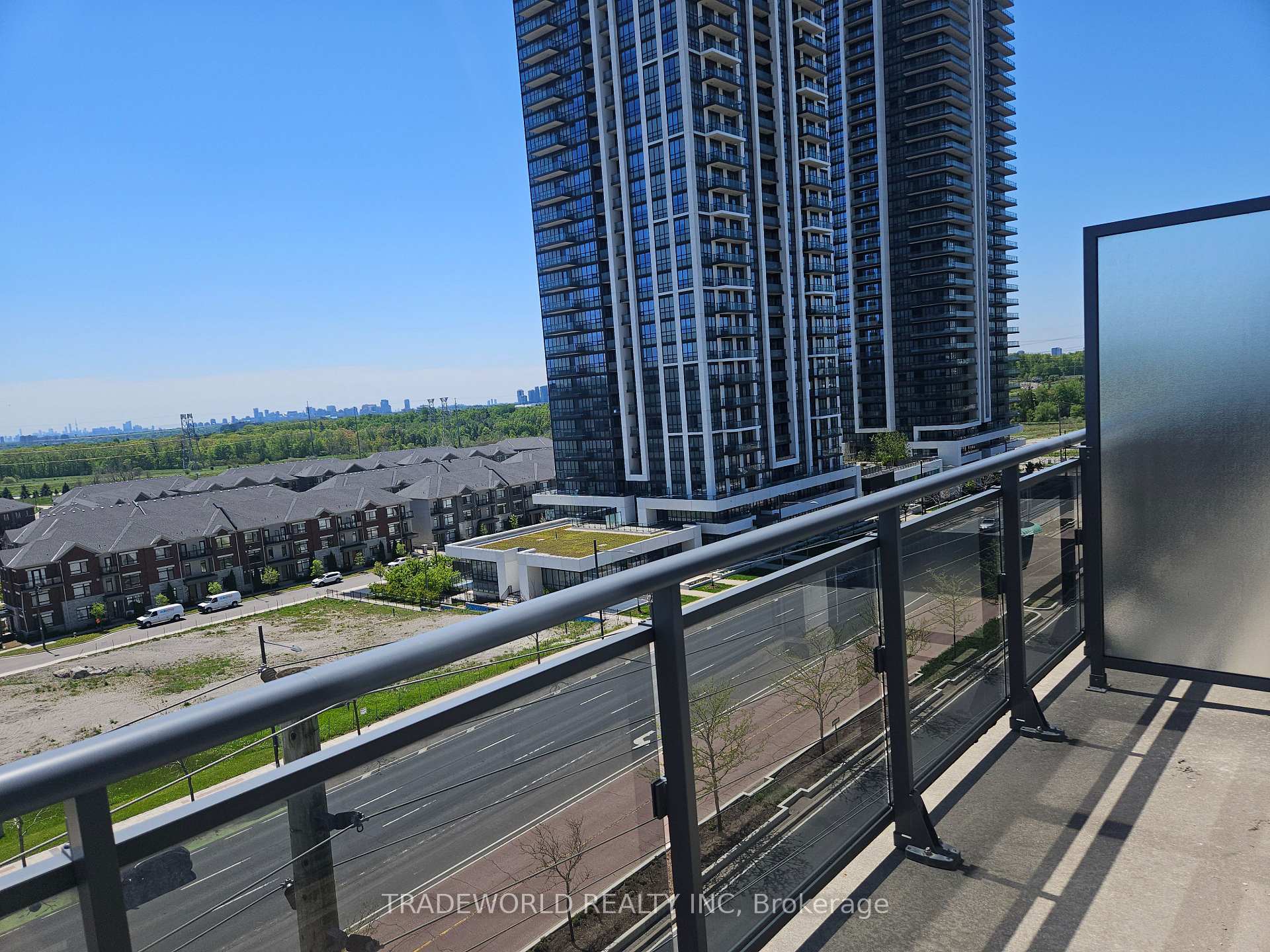 Photo 15 of Unit 1009, 370 Highway 7 E, Richmond Hill, Doncrest — HOMEH