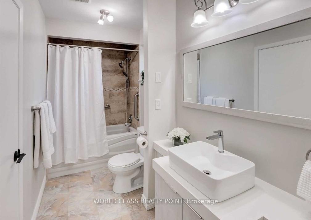 Photo 8 of 31 Grove Park Crescent, North York, Don Valley Village — HOMEH