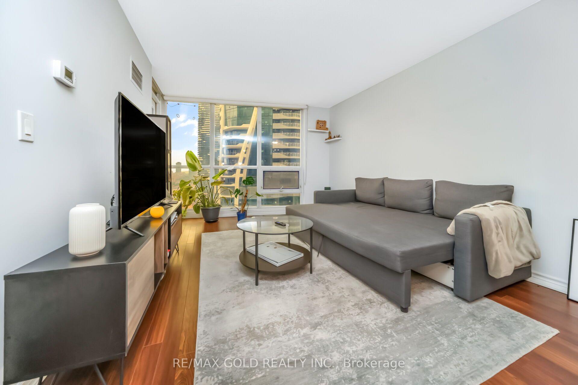 Photo 19 of Unit 1808, 16 Yonge Street, Toronto, Waterfront Communities — HOMEH