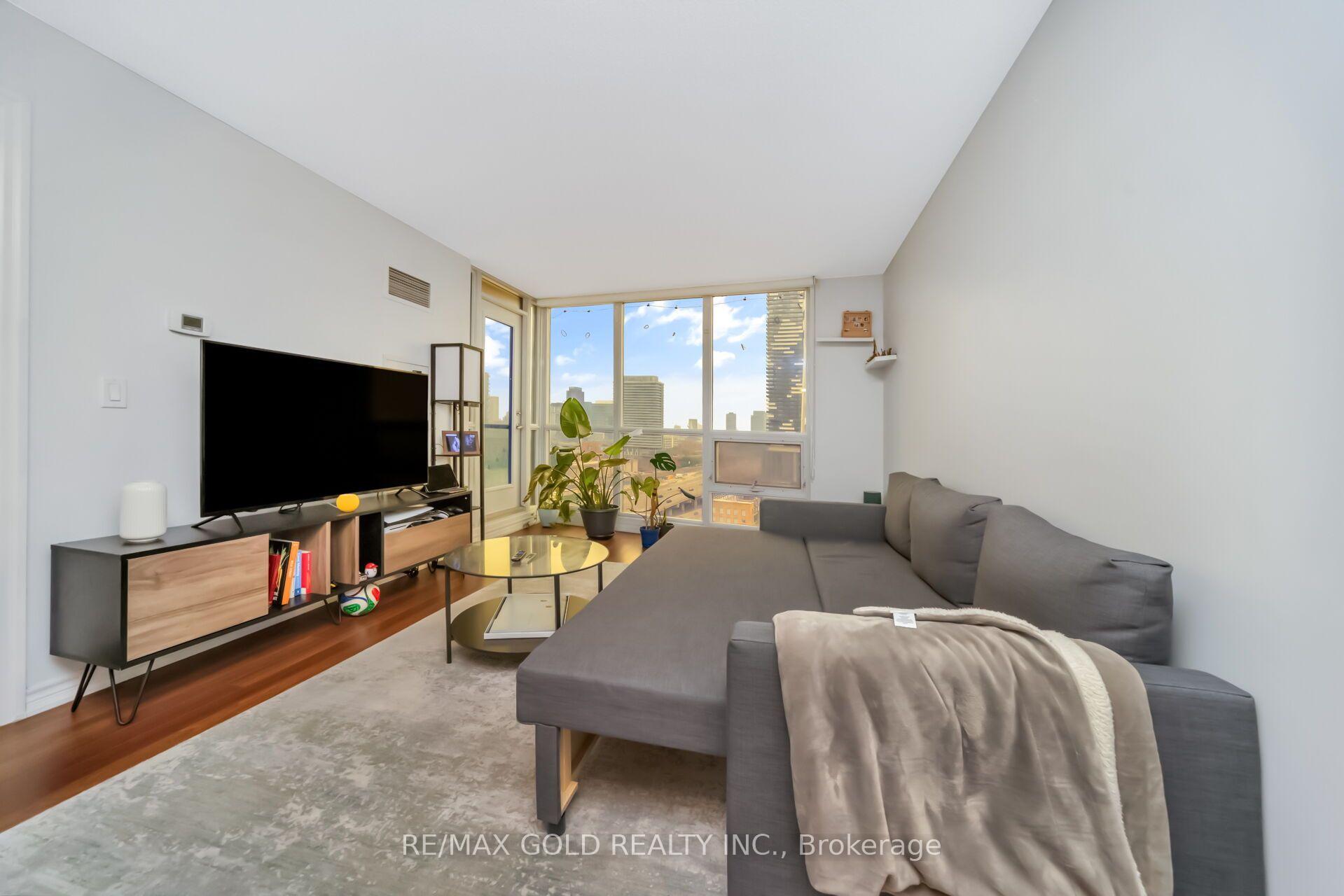 Photo 23 of Unit 1808, 16 Yonge Street, Toronto, Waterfront Communities — HOMEH