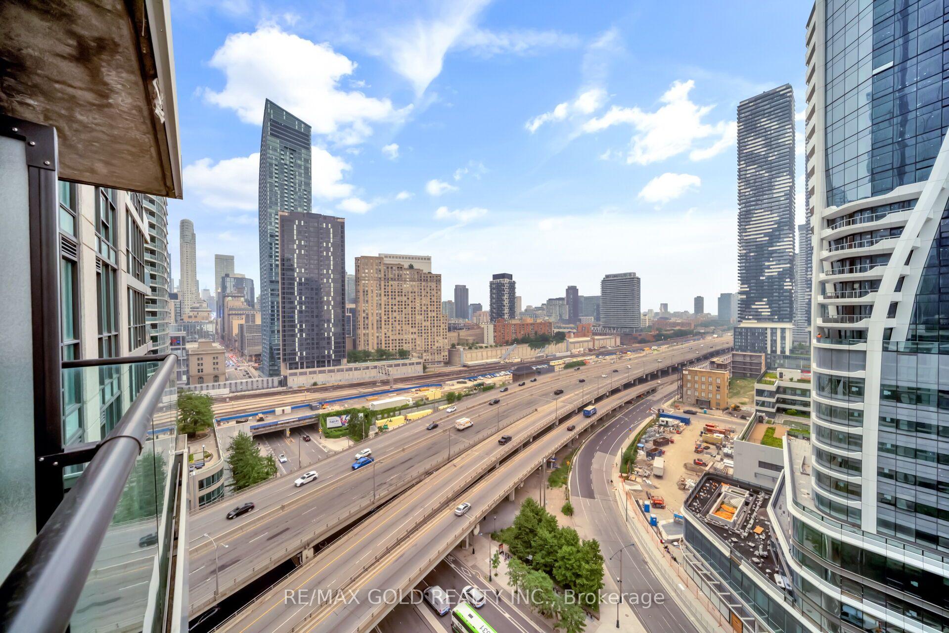 Photo 33 of Unit 1808, 16 Yonge Street, Toronto, Waterfront Communities — HOMEH