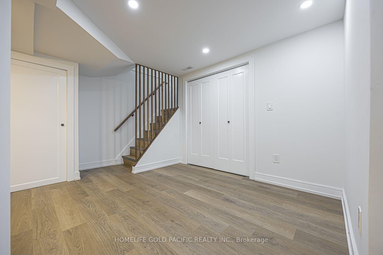 Photo 16 of 314 Wenlock Avenue, Richmond Hill, Harding — HOMEH