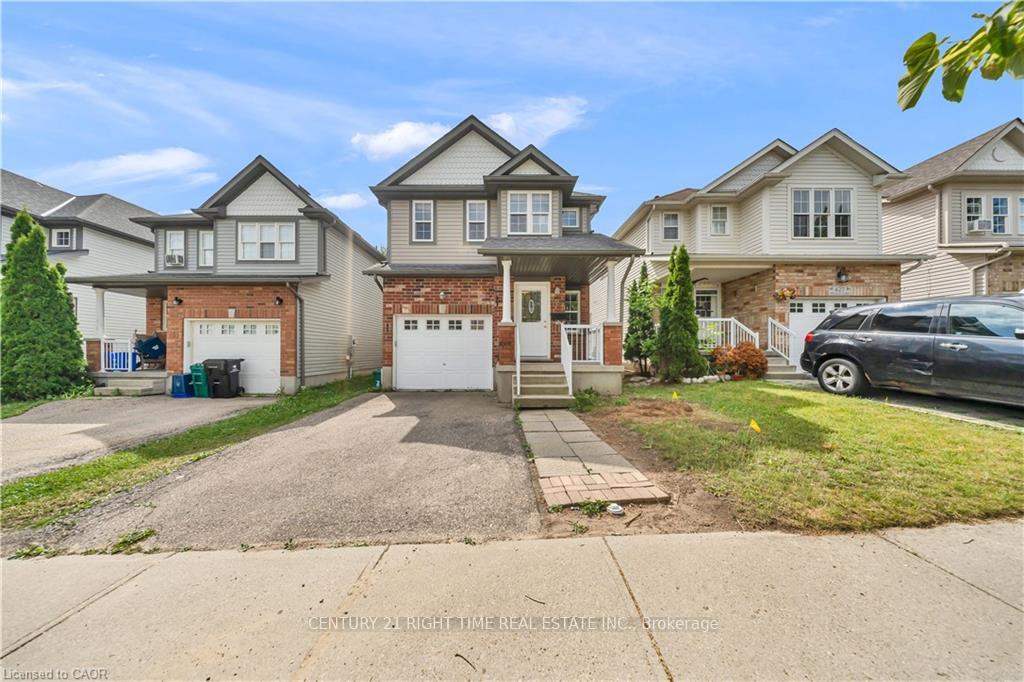Photo 2 of 425 Speckled Alder Street, Waterloo, Erbsville/Laurelwood — HOMEH