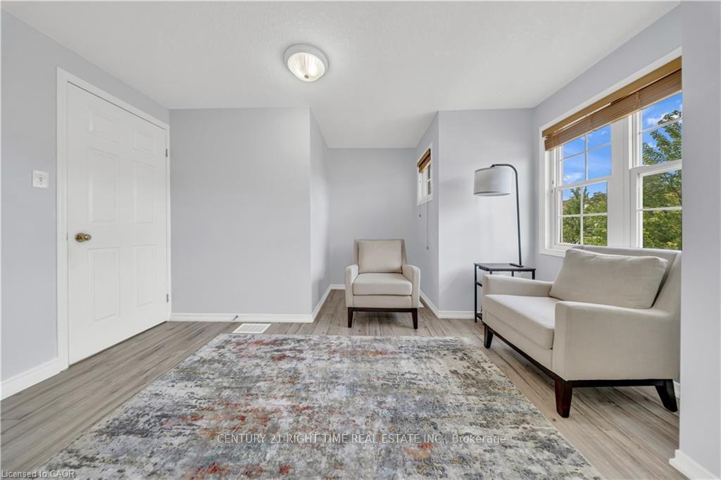 Photo 23 of 425 Speckled Alder Street, Waterloo, Erbsville/Laurelwood — HOMEH