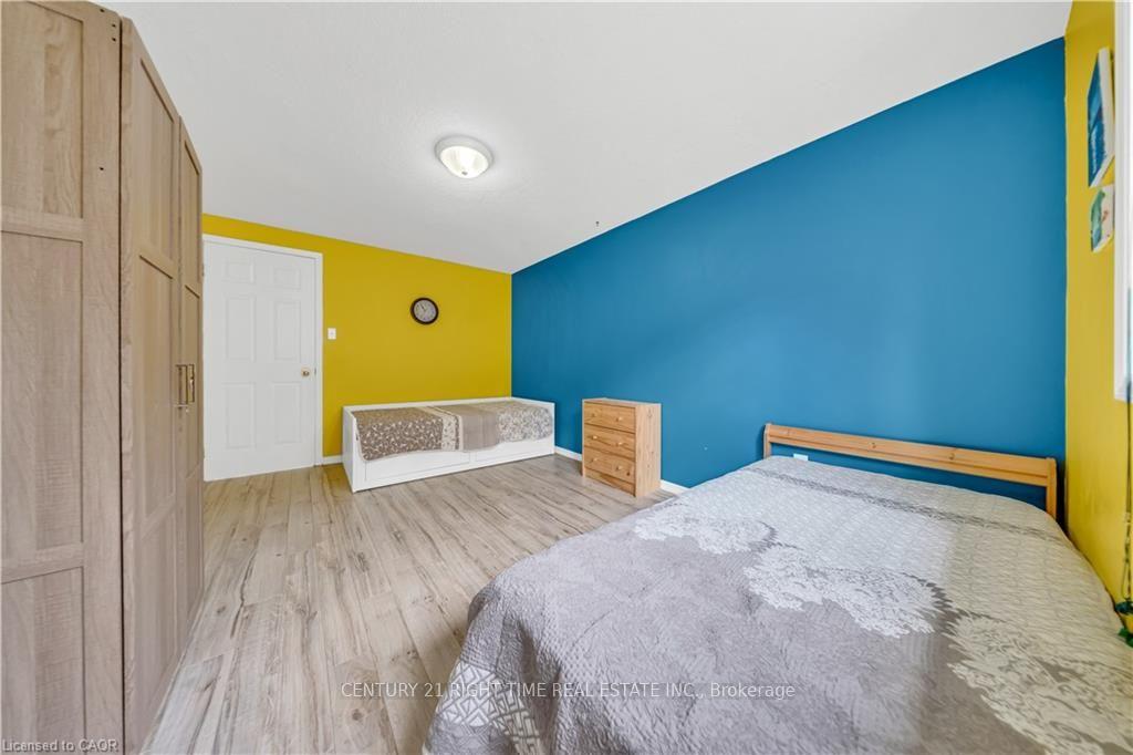 Photo 27 of 425 Speckled Alder Street, Waterloo, Erbsville/Laurelwood — HOMEH