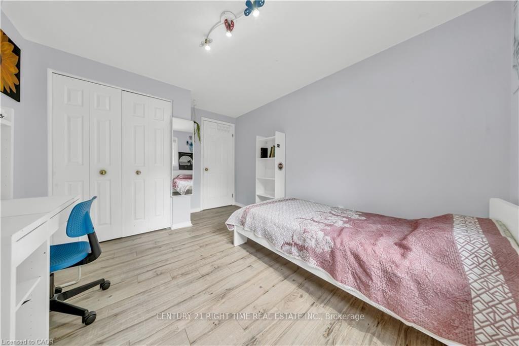 Photo 29 of 425 Speckled Alder Street, Waterloo, Erbsville/Laurelwood — HOMEH