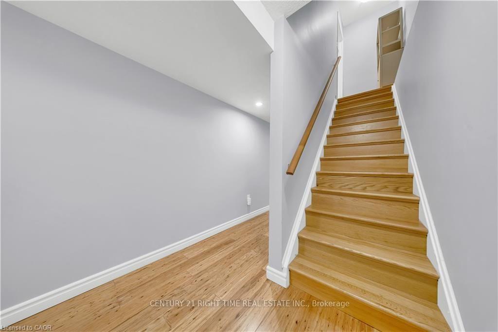 Photo 34 of 425 Speckled Alder Street, Waterloo, Erbsville/Laurelwood — HOMEH