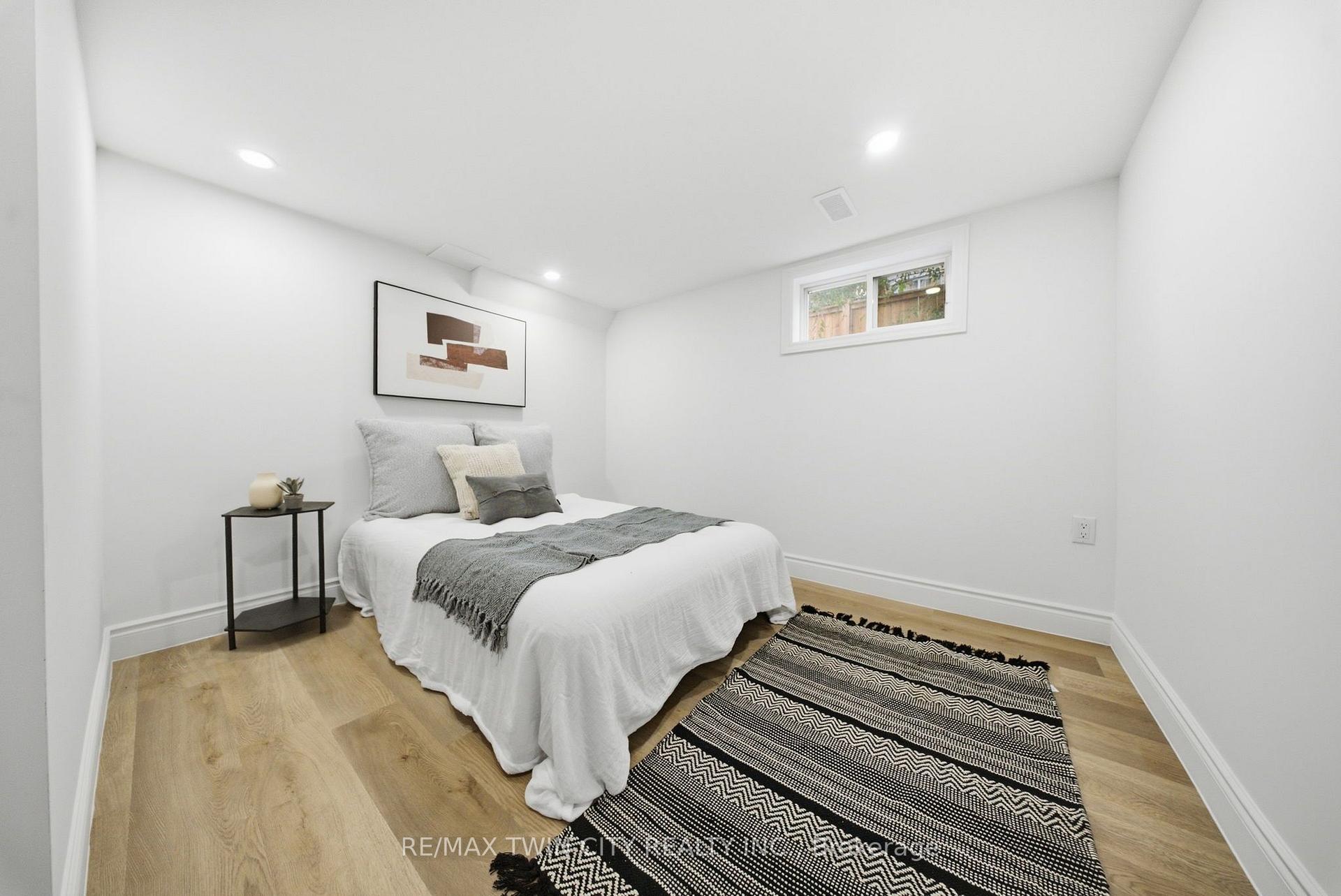 Photo 24 of 24 Park Road N, Brantford, Echo Place — HOMEH