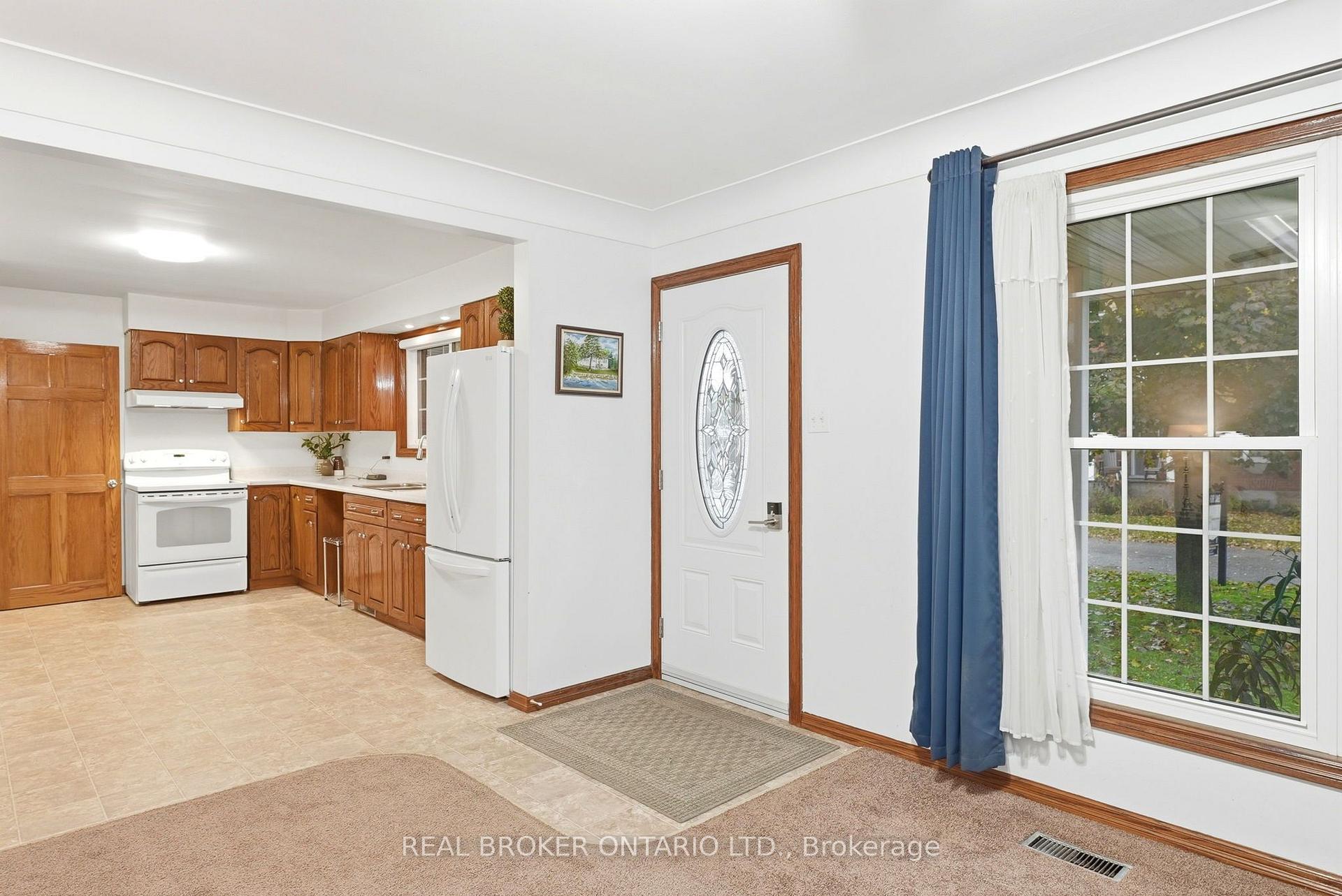 Photo 3 of 7 Edward Street, Perth East, Milverton — HOMEH