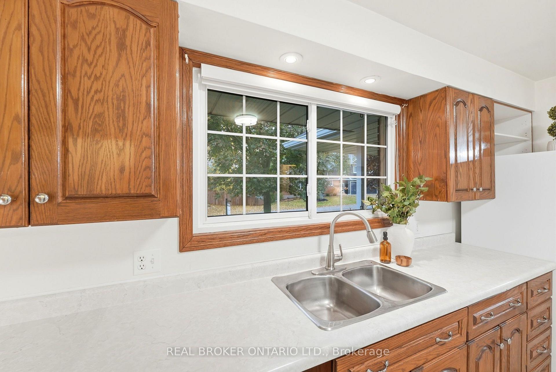 Photo 13 of 7 Edward Street, Perth East, Milverton — HOMEH