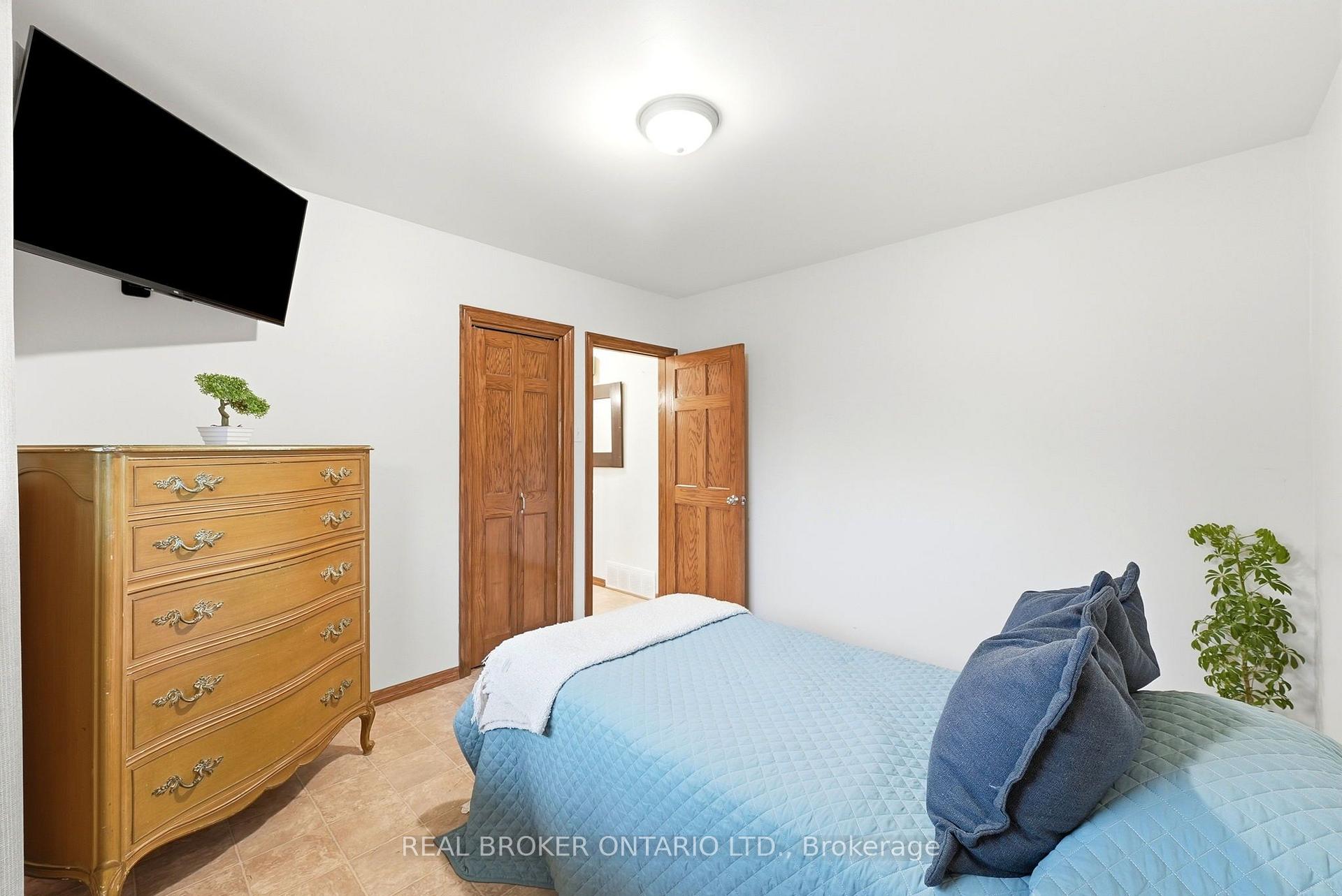 Photo 18 of 7 Edward Street, Perth East, Milverton — HOMEH