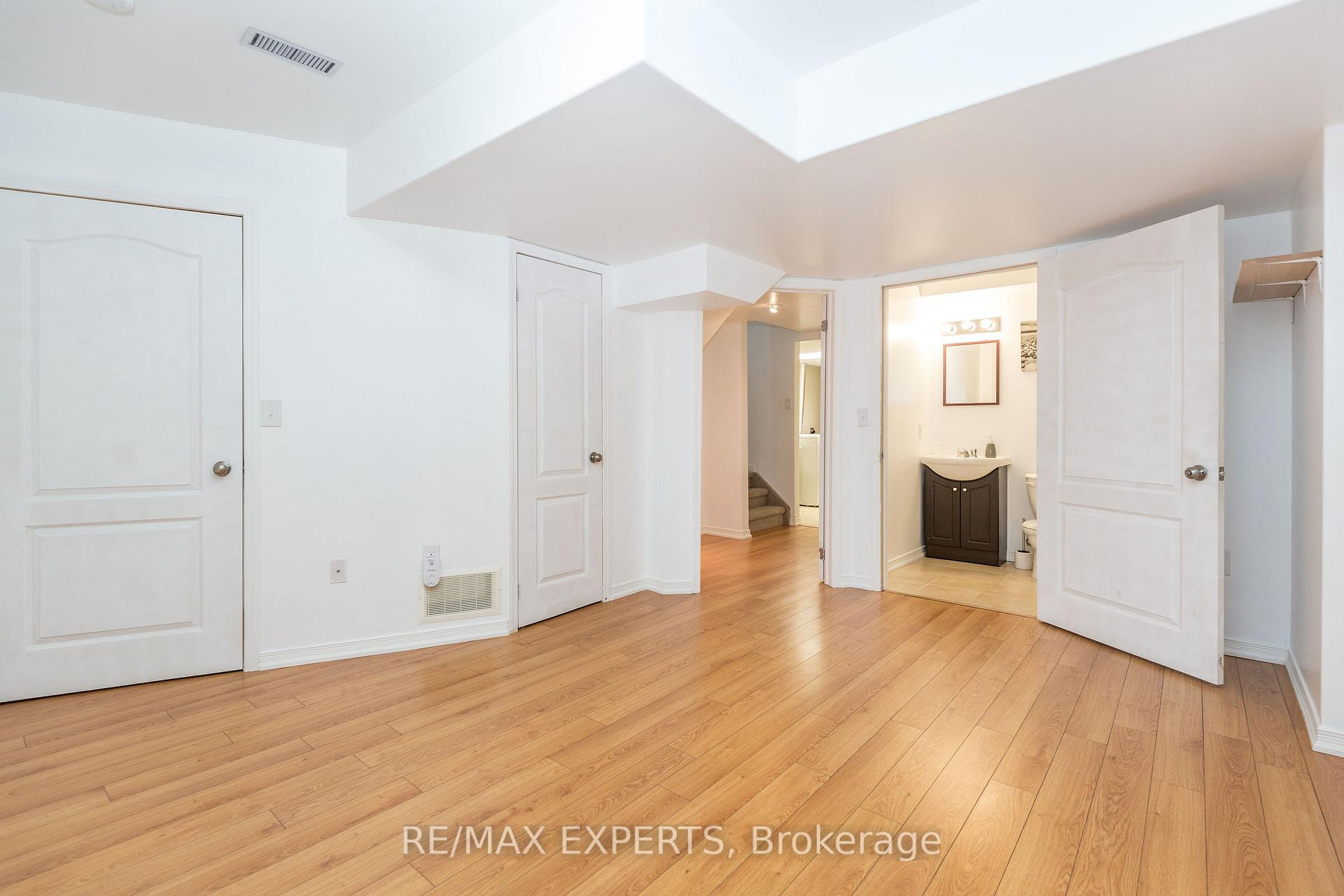 Photo 32 of Unit 11, 75 Prince William Way, Barrie, Innis-Shore — HOMEH