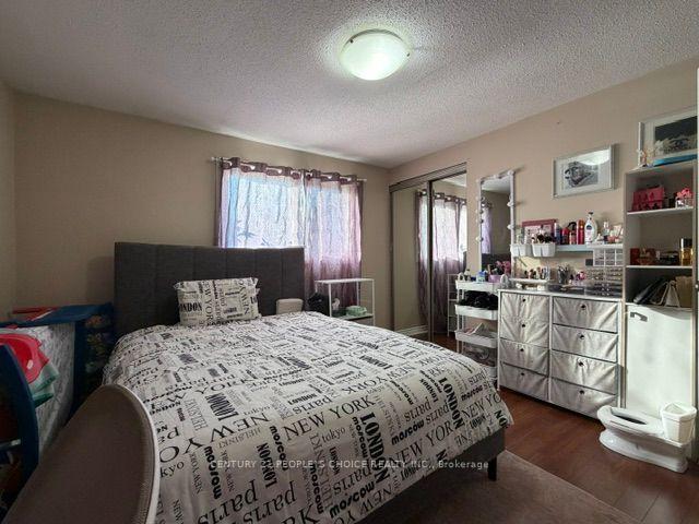 Photo 10 of 10 Juliana Square, Brampton, Northgate — HOMEH