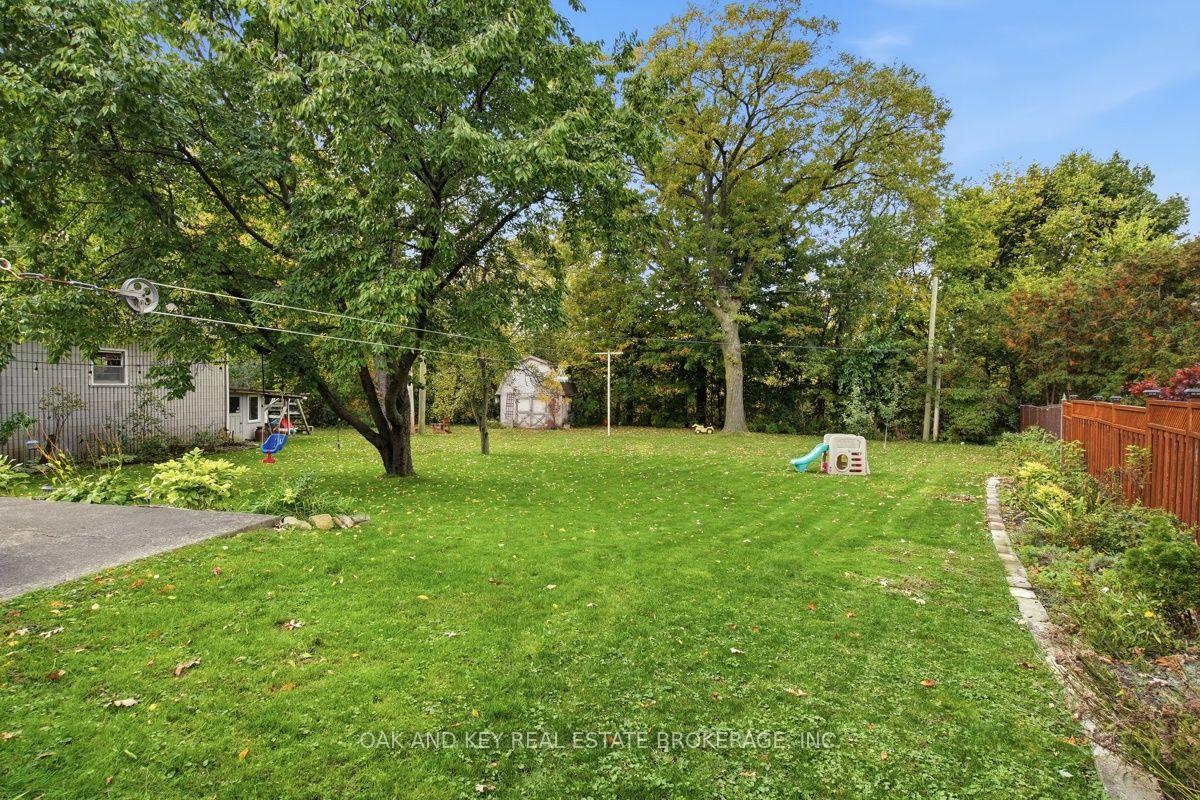 Photo 28 of 446 Scenic Drive, London, South J — HOMEH