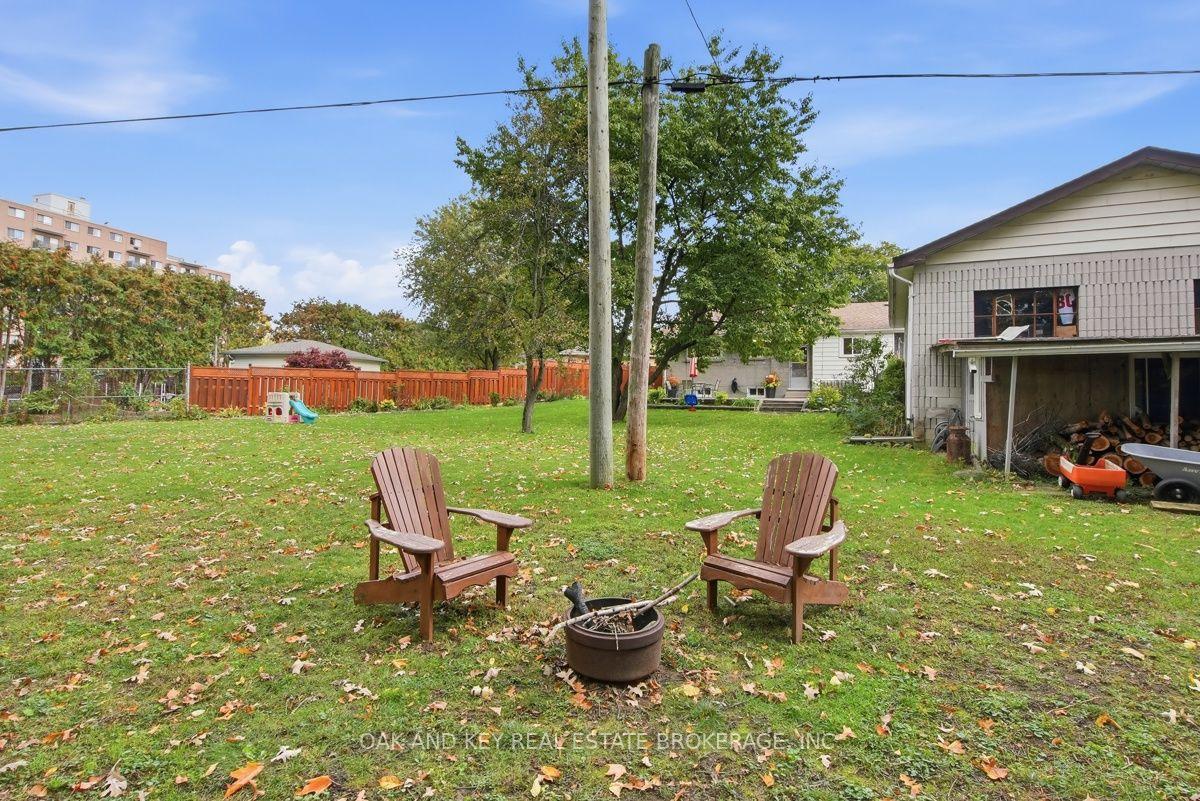 Photo 30 of 446 Scenic Drive, London, South J — HOMEH