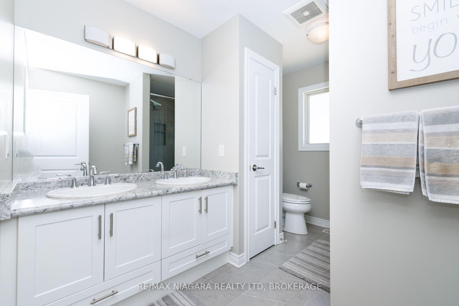 Photo 18 of 6 Bergenstein Crescent, Pelham, Fonthill — HOMEH