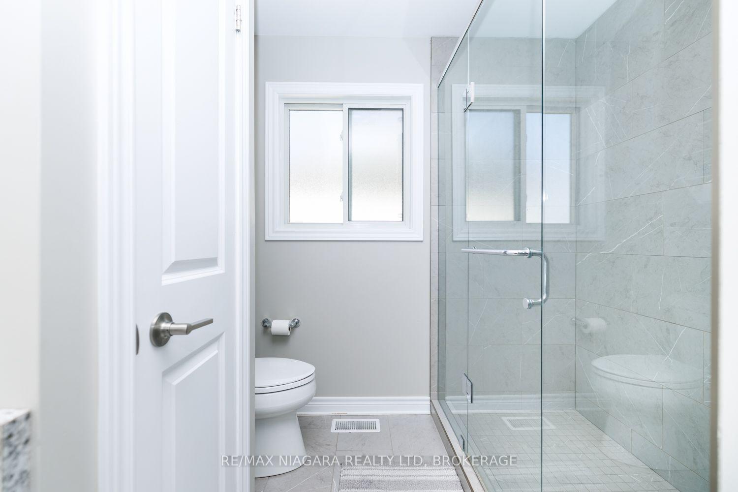 Photo 19 of 6 Bergenstein Crescent, Pelham, Fonthill — HOMEH