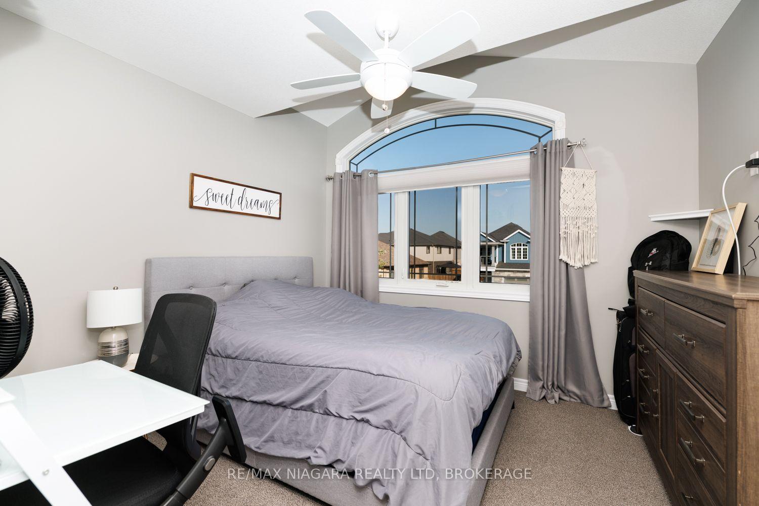 Photo 20 of 6 Bergenstein Crescent, Pelham, Fonthill — HOMEH