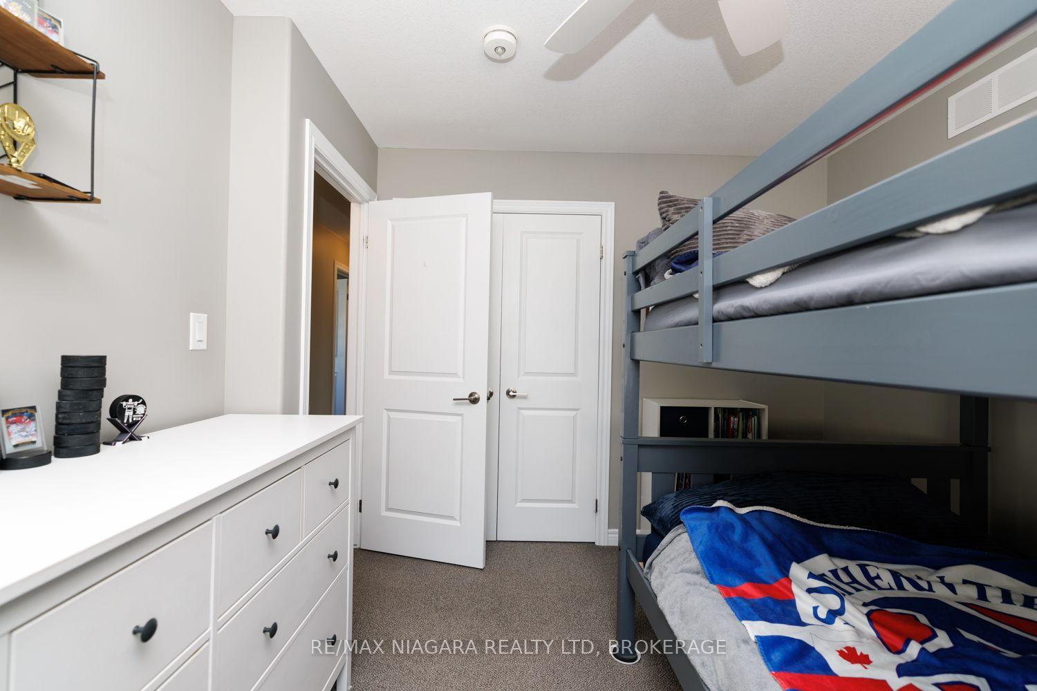 Photo 23 of 6 Bergenstein Crescent, Pelham, Fonthill — HOMEH