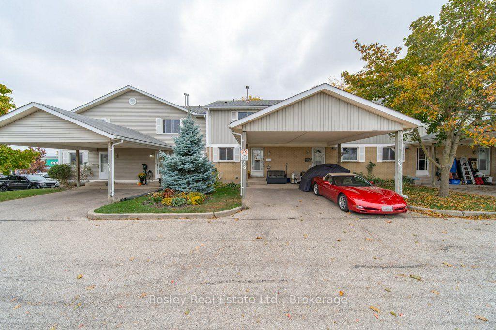 Photo of Unit Unit 28, 255 Northlake Drive